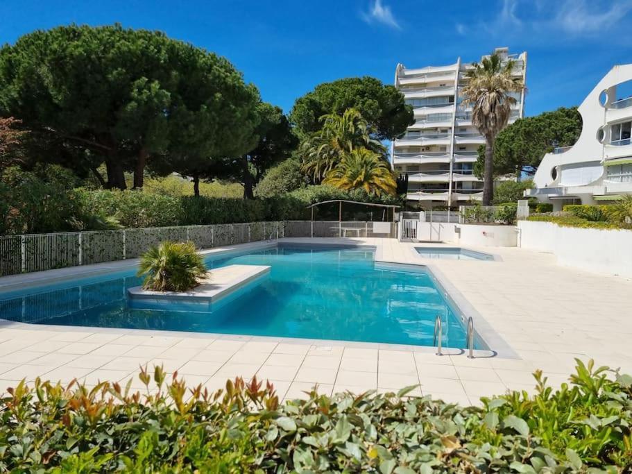 Superbe T2 Tout Confort 3 Etoiles, Entierement Renove Avec Piscine, Parking, Clim, Wifi, Netflix Λα Γκραντ-Μοτ Εξωτερικό φωτογραφία